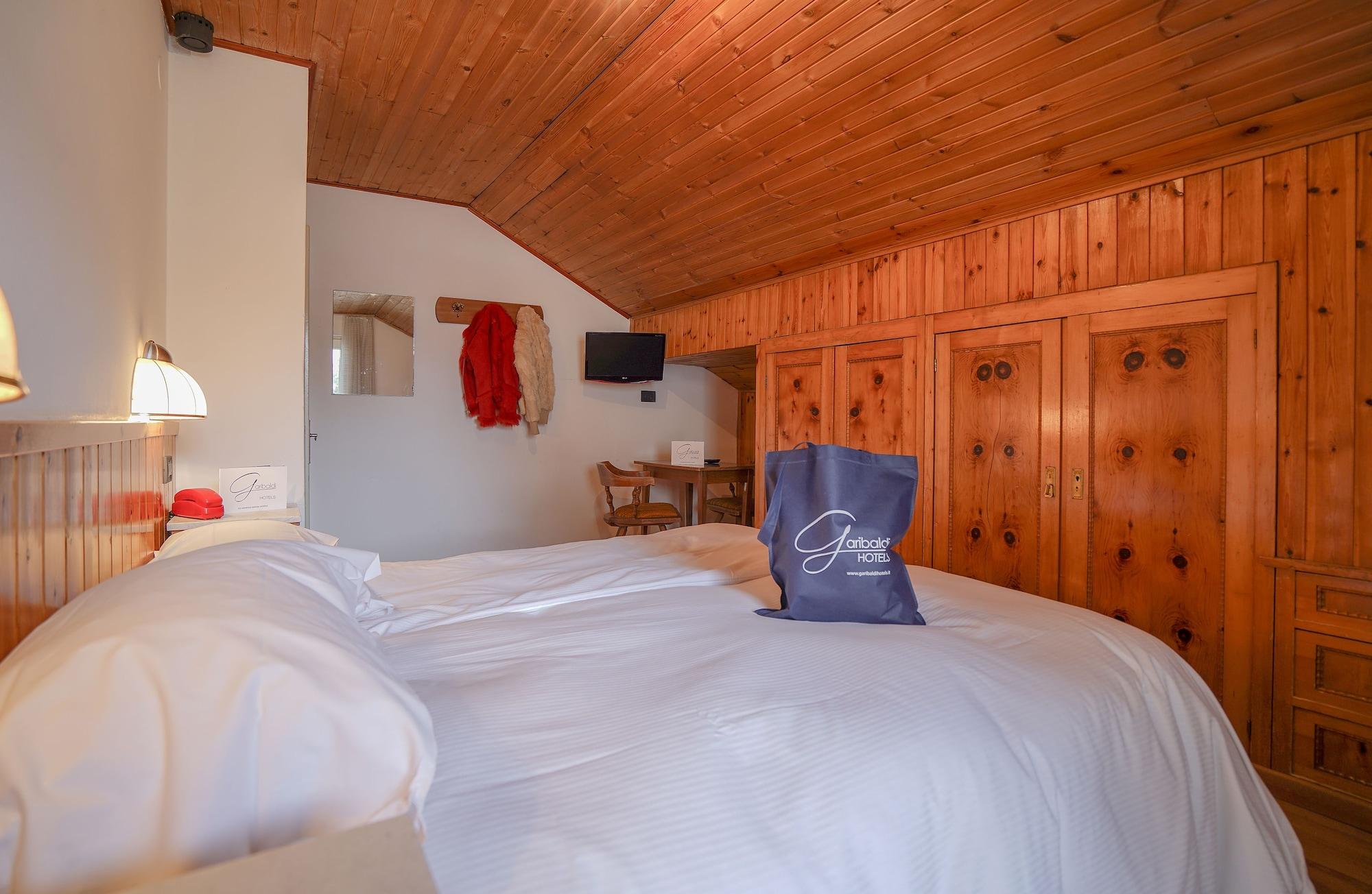 Gh Hotel Monzoni Pozza di Fassa Kültér fotó